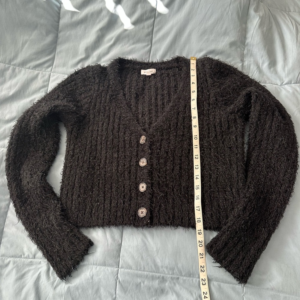 Stitch And Pune Women’s Black Fuzzy Button Down Cardigan Size Medium